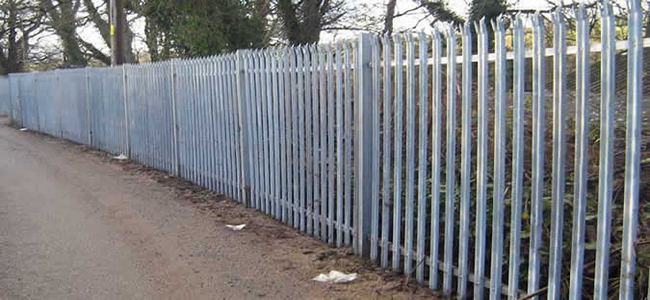 PALISADE FENCE